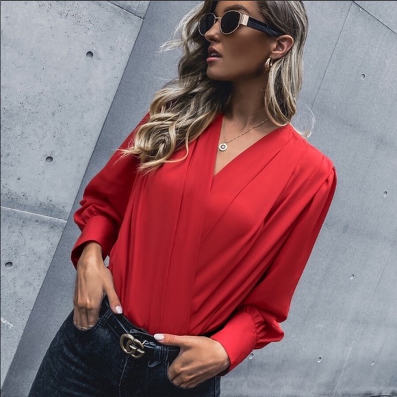 Black  classic v neck surplice bodysuit - Picture 9 of 13